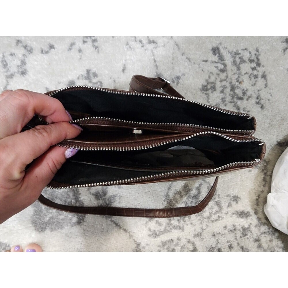 NEW Rosetti Maeve Crossbody Brown Mud Croco Hand Bag Zipper Pockets Chain Strap - Picture 4 of 9